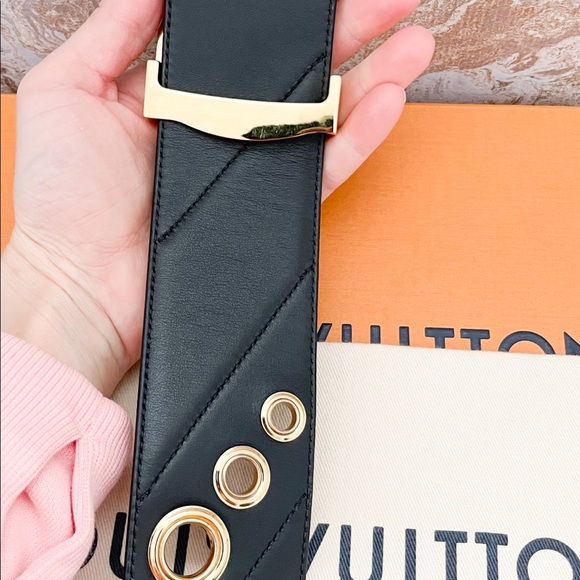 Louis Vuitton Initiales Wide Gold Detail Black Leather Waist Belt - Picture 12 of 13